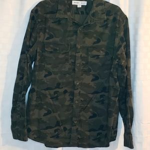 Old Navy Women’s Camo Relaxed Twill Utility-pocket Tunic Shirt 